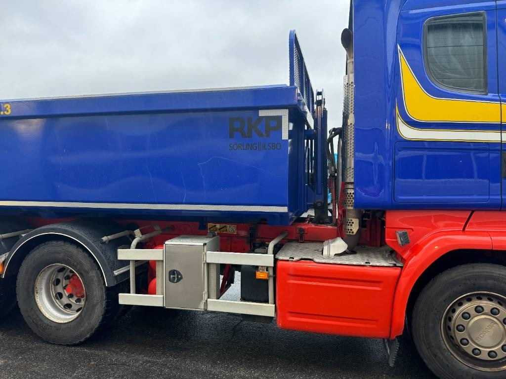 Scania R520LB8X4*4HNB - Самосвал: фото 4 Scania R520LB8X4*4HNB - Самосвал: фото 4