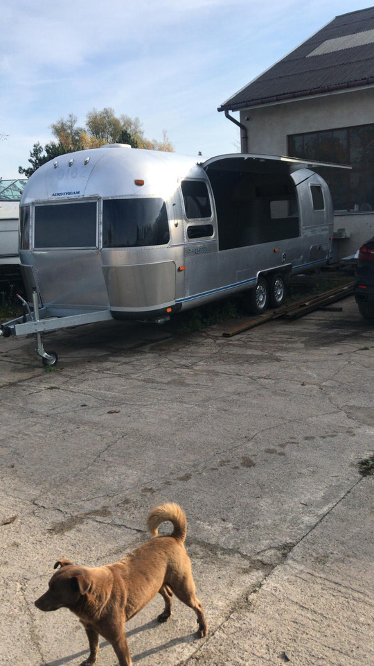 Торговый прицеп 1992 Airstream Classic 1992 Airstream Classic – Fully Rebuilt Vintage Travel Trailer: фото 7