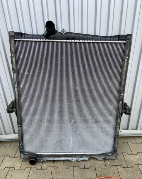 Chłodnica wody Volvo FH 4 euro 6 - Радиатор для Грузовиков: фото 1 Chłodnica wody Volvo FH 4 euro 6 - Радиатор для Грузовиков: фото 1