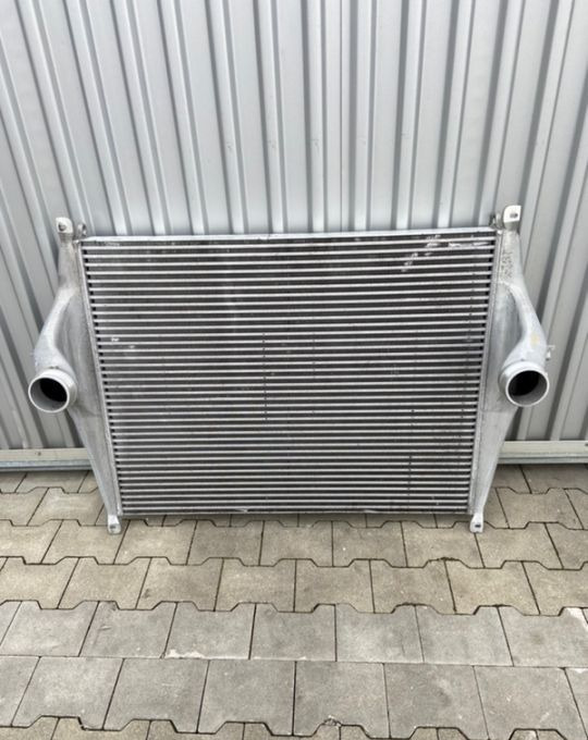 Intercooler Ford F-Max chłodnica powietrza - Интеркулер для Грузовиков: фото 1 Intercooler Ford F-Max chłodnica powietrza - Интеркулер для Грузовиков: фото 1