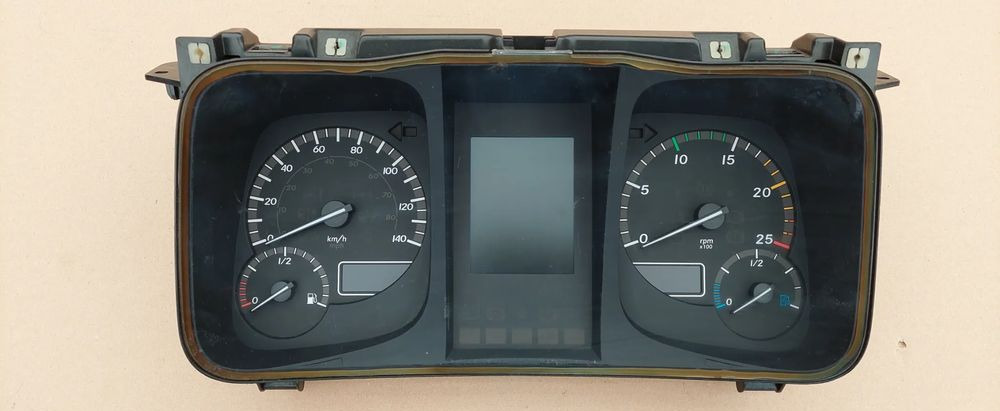 MERCEDES ACTROS MP4 LICZNIK ZEGARY - Приборная панель для Грузовиков: фото 1 MERCEDES ACTROS MP4 LICZNIK ZEGARY - Приборная панель для Грузовиков: фото 1