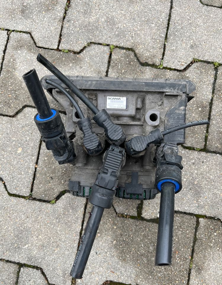 Modulator hamulcowy EBS Scania R S 2653385 knorr zawór hamulca - Детали тормозной системы для Грузовиков: фото 1 Modulator hamulcowy EBS Scania R S 2653385 knorr zawór hamulca - Детали тормозной системы для Грузовиков: фото 1
