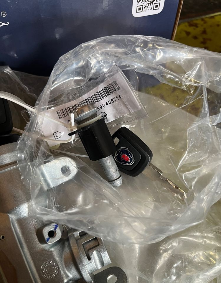 NOWA stacyjka+ kluczyki Scania R S 2487305 kody - Кабина и интерьер для Грузовиков: фото 5 NOWA stacyjka+ kluczyki Scania R S 2487305 kody - Кабина и интерьер для Грузовиков: фото 5