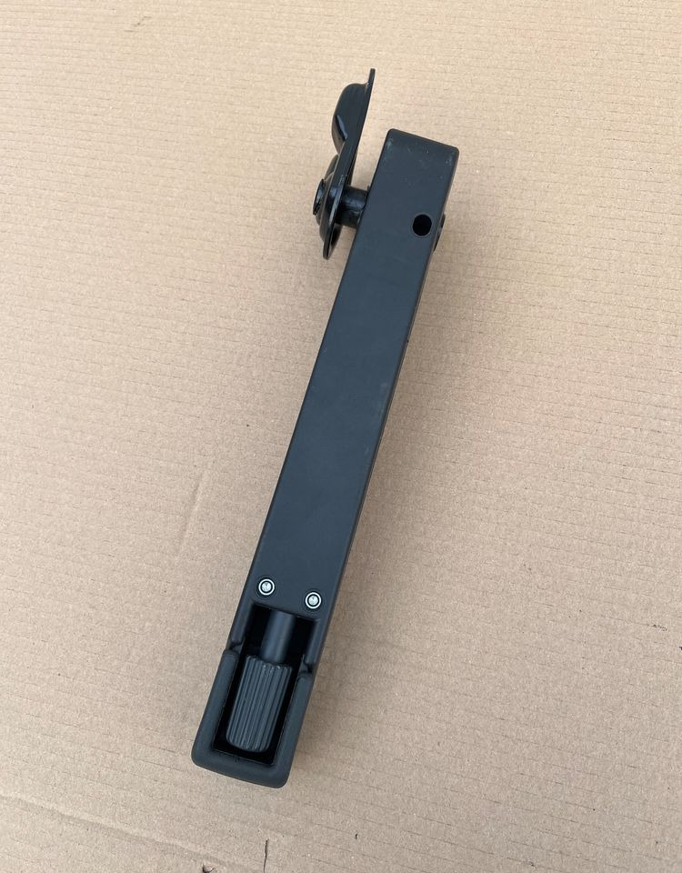 NOWY podłokietnik Volvo FH FM - Кабина и интерьер для Грузовиков: фото 3 NOWY podłokietnik Volvo FH FM - Кабина и интерьер для Грузовиков: фото 3