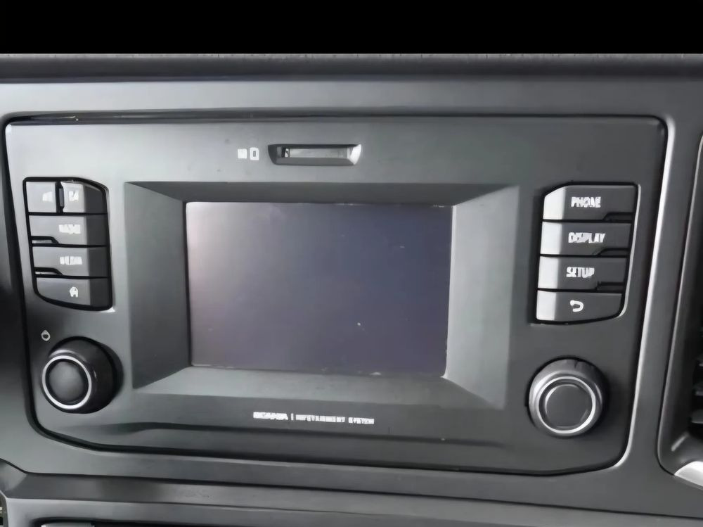 SCANIA R S NGT RADIO - Кабина и интерьер: фото 1 SCANIA R S NGT RADIO - Кабина и интерьер: фото 1