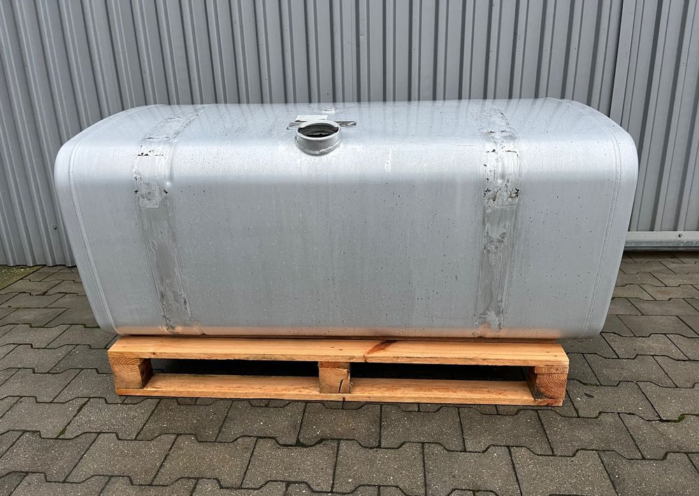 Zbiornik paliwa MAN TGX TGS 480 litrów bak - Подготовка топлива для Грузовиков: фото 1 Zbiornik paliwa MAN TGX TGS 480 litrów bak - Подготовка топлива для Грузовиков: фото 1