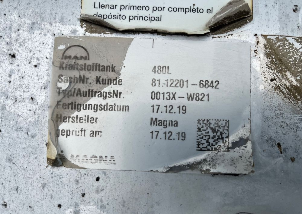 Zbiornik paliwa MAN TGX TGS 480 litrów bak - Подготовка топлива для Грузовиков: фото 5 Zbiornik paliwa MAN TGX TGS 480 litrów bak - Подготовка топлива для Грузовиков: фото 5