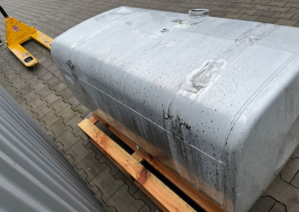 Zbiornik paliwa MAN TGX TGS 480 litrów bak - Подготовка топлива для Грузовиков: фото 4 Zbiornik paliwa MAN TGX TGS 480 litrów bak - Подготовка топлива для Грузовиков: фото 4