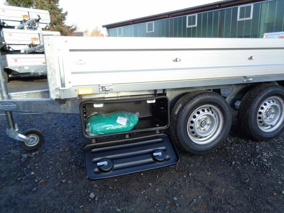 Böckmann PKW-Anhänger, 2,0 to. Hochlader,Staubox, Containernetz - Прицеп бортовой/ Платформа: фото 2 Böckmann PKW-Anhänger, 2,0 to. Hochlader,Staubox, Containernetz - Прицеп бортовой/ Платформа: фото 2