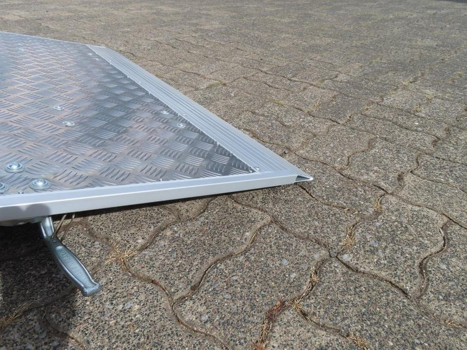 Прицеп-фургон Böckmann PKW-Anhänger Koffer KT2513/135 F Tür-Rampekombination: фото 8