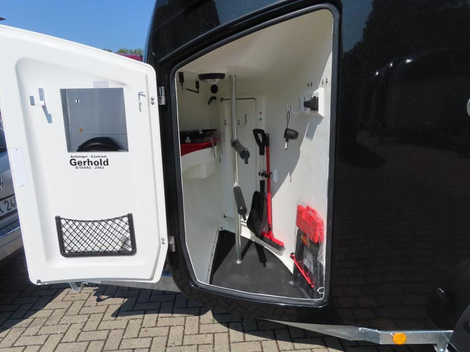 Böckmann Pferdeanhänger,Master-WCF, Flügeltür, SaKa. 100 km/h - Прицеп-коневоз: фото 3 Böckmann Pferdeanhänger,Master-WCF, Flügeltür, SaKa. 100 km/h - Прицеп-коневоз: фото 3