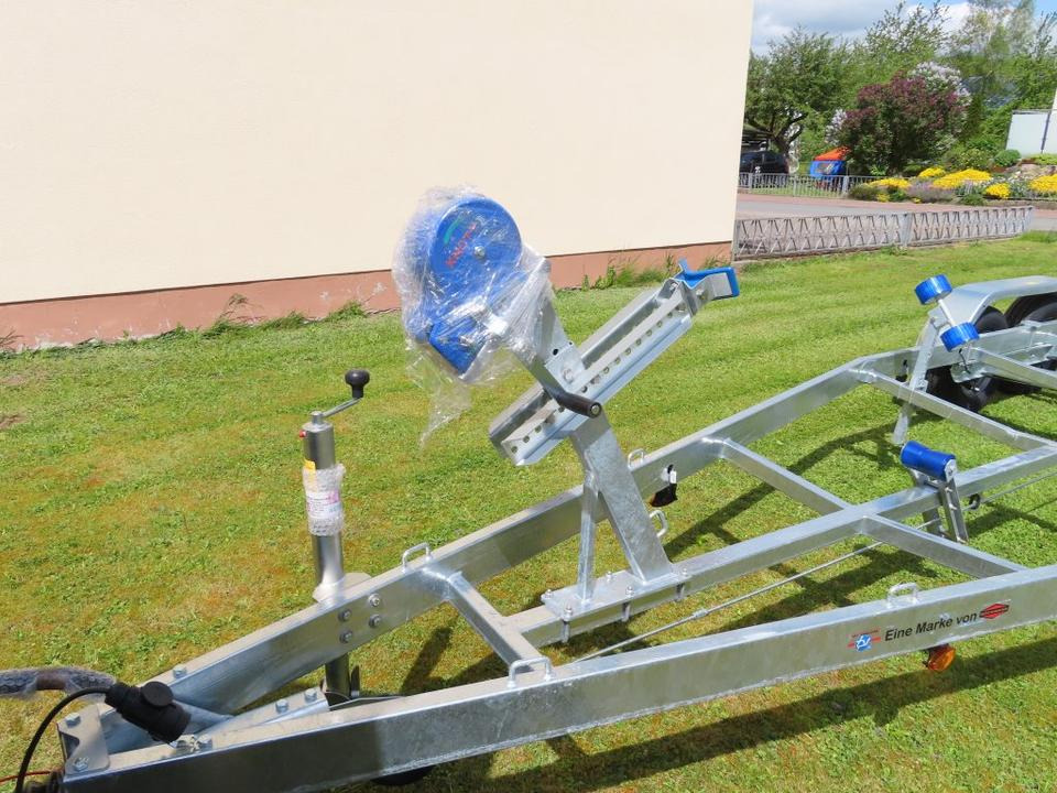 Böckmann - TPV PKW Anhänger Bootstrailer 2,7 to. Bootsanhänger - Лодочный прицеп: фото 4 Böckmann - TPV PKW Anhänger Bootstrailer 2,7 to. Bootsanhänger - Лодочный прицеп: фото 4