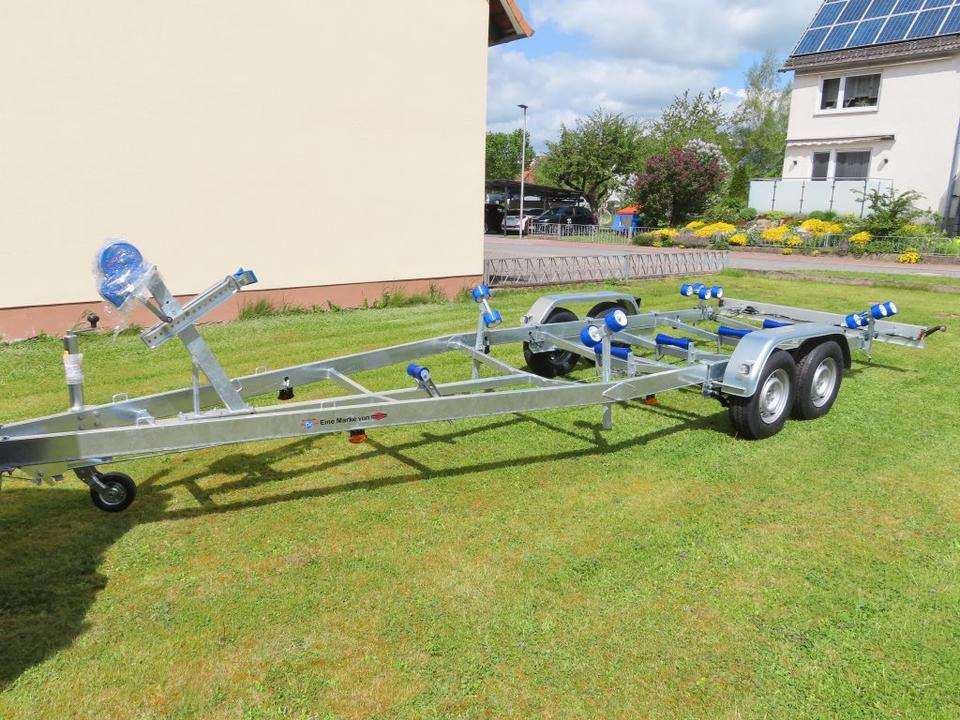 Böckmann - TPV PKW Anhänger Bootstrailer 2,7 to. Bootsanhänger - Лодочный прицеп: фото 3 Böckmann - TPV PKW Anhänger Bootstrailer 2,7 to. Bootsanhänger - Лодочный прицеп: фото 3