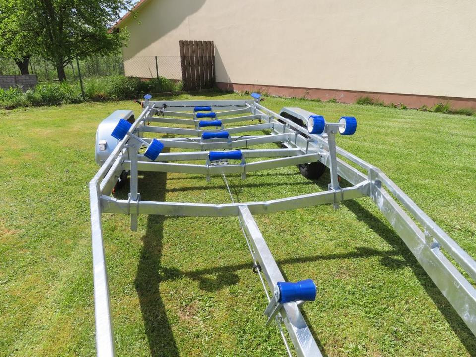 Böckmann TPV, PKW Anhänger, Bootstrailer, 3,5 to. Winde, 100 km/h - Лодочный прицеп: фото 2 Böckmann TPV, PKW Anhänger, Bootstrailer, 3,5 to. Winde, 100 km/h - Лодочный прицеп: фото 2