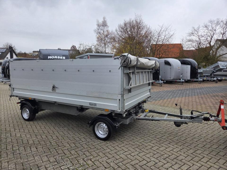 PKW-Anhänger Drehschemel Dreiseitenkipper 3,5t - Самосвальный прицеп: фото 5 PKW-Anhänger Drehschemel Dreiseitenkipper 3,5t - Самосвальный прицеп: фото 5