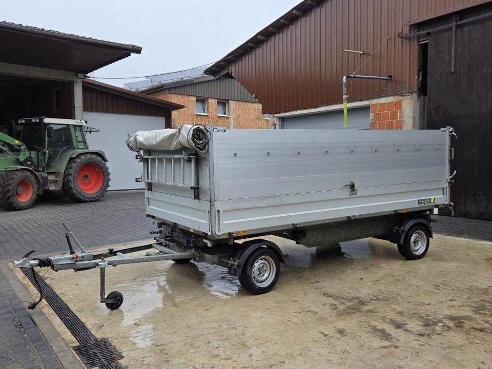PKW-Anhänger Drehschemel Dreiseitenkipper 3,5t - Самосвальный прицеп: фото 3 PKW-Anhänger Drehschemel Dreiseitenkipper 3,5t - Самосвальный прицеп: фото 3