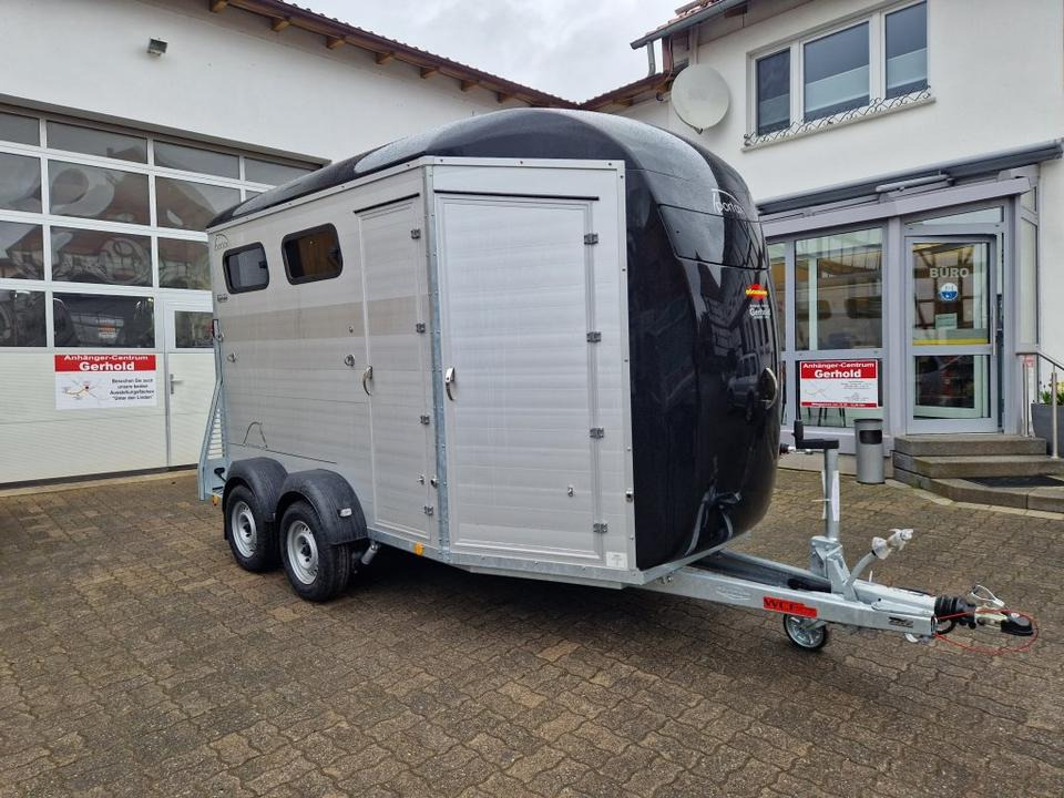 Pferdeanhänger Böckmann Portax L-SR 24 WCF 100km/h - Прицеп-коневоз: фото 1 Pferdeanhänger Böckmann Portax L-SR 24 WCF 100km/h - Прицеп-коневоз: фото 1