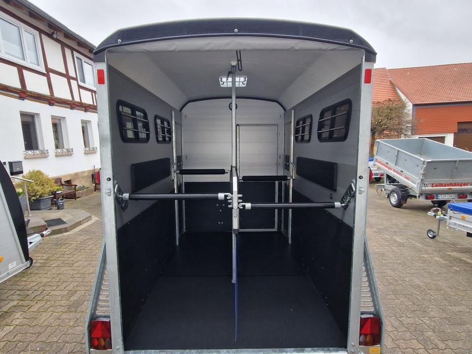 Pferdeanhänger Böckmann Portax L-SR 24 WCF 100km/h - Прицеп-коневоз: фото 5 Pferdeanhänger Böckmann Portax L-SR 24 WCF 100km/h - Прицеп-коневоз: фото 5