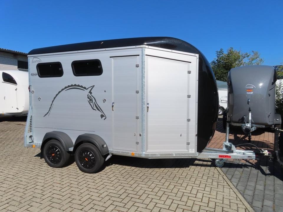 Pferdeanhänger Böckmann Portax L-SR Kamera WCF-Fahrwerk - Прицеп-коневоз: фото 3 Pferdeanhänger Böckmann Portax L-SR Kamera WCF-Fahrwerk - Прицеп-коневоз: фото 3