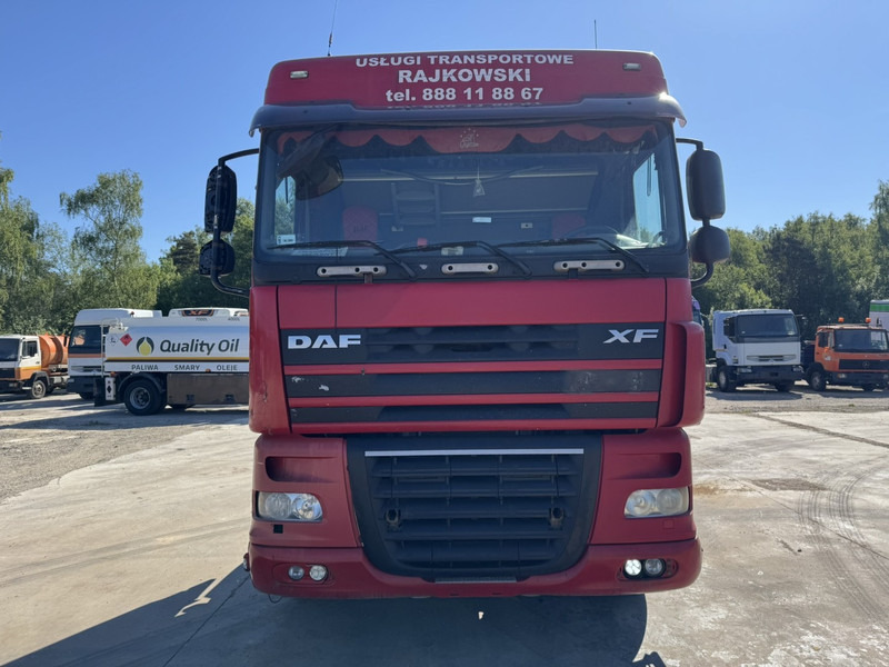 DAF 105 XF 460 Space Cab (MANUAL GEARBOX / BOITE MANUELLE / PTO / HYDRAULIC) - Тягач: фото 2 DAF 105 XF 460 Space Cab (MANUAL GEARBOX / BOITE MANUELLE / PTO / HYDRAULIC) - Тягач: фото 2