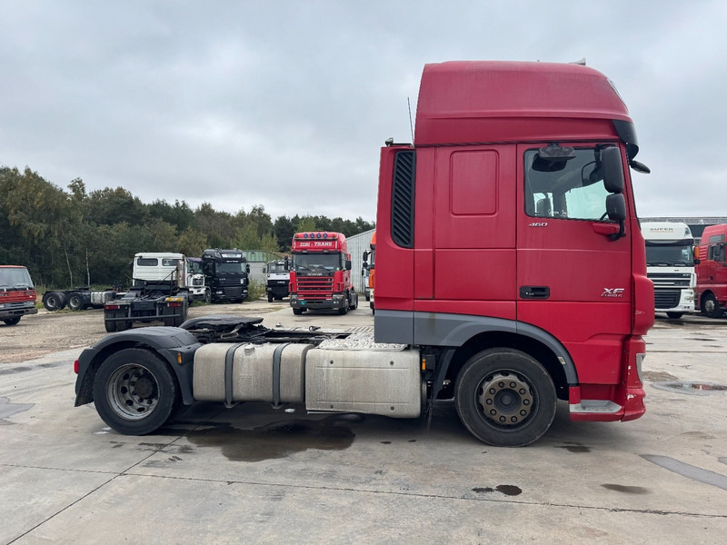 DAF XF 460 Super Space Cab (MANUAL GEARBOX / BOITE MANUELLE) - Тягач: фото 4 DAF XF 460 Super Space Cab (MANUAL GEARBOX / BOITE MANUELLE) - Тягач: фото 4