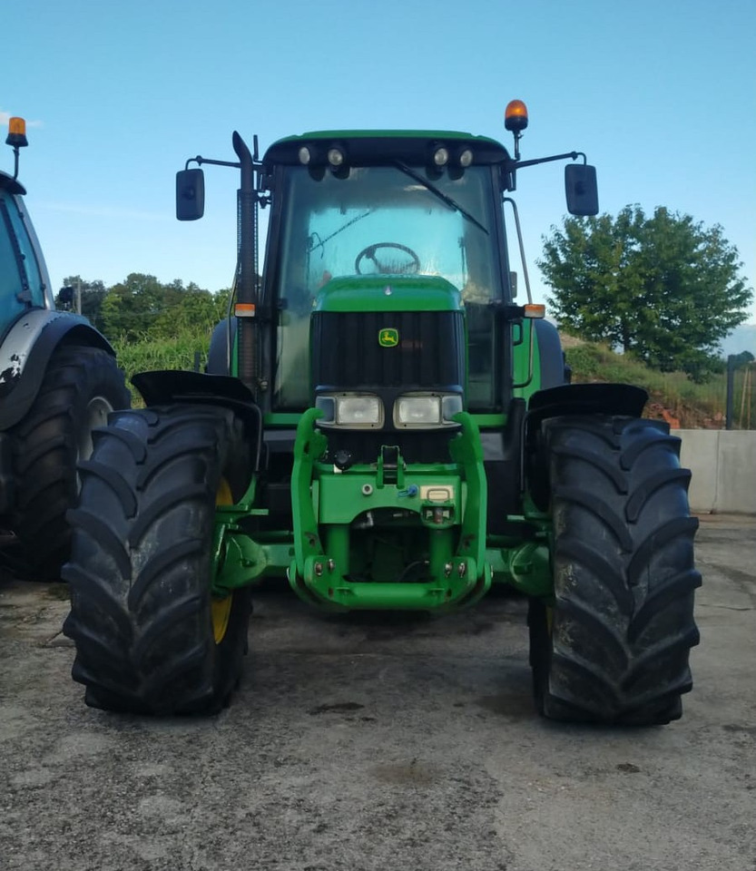JOHN DEERE 6920 S - Трактор: фото 2 JOHN DEERE 6920 S - Трактор: фото 2