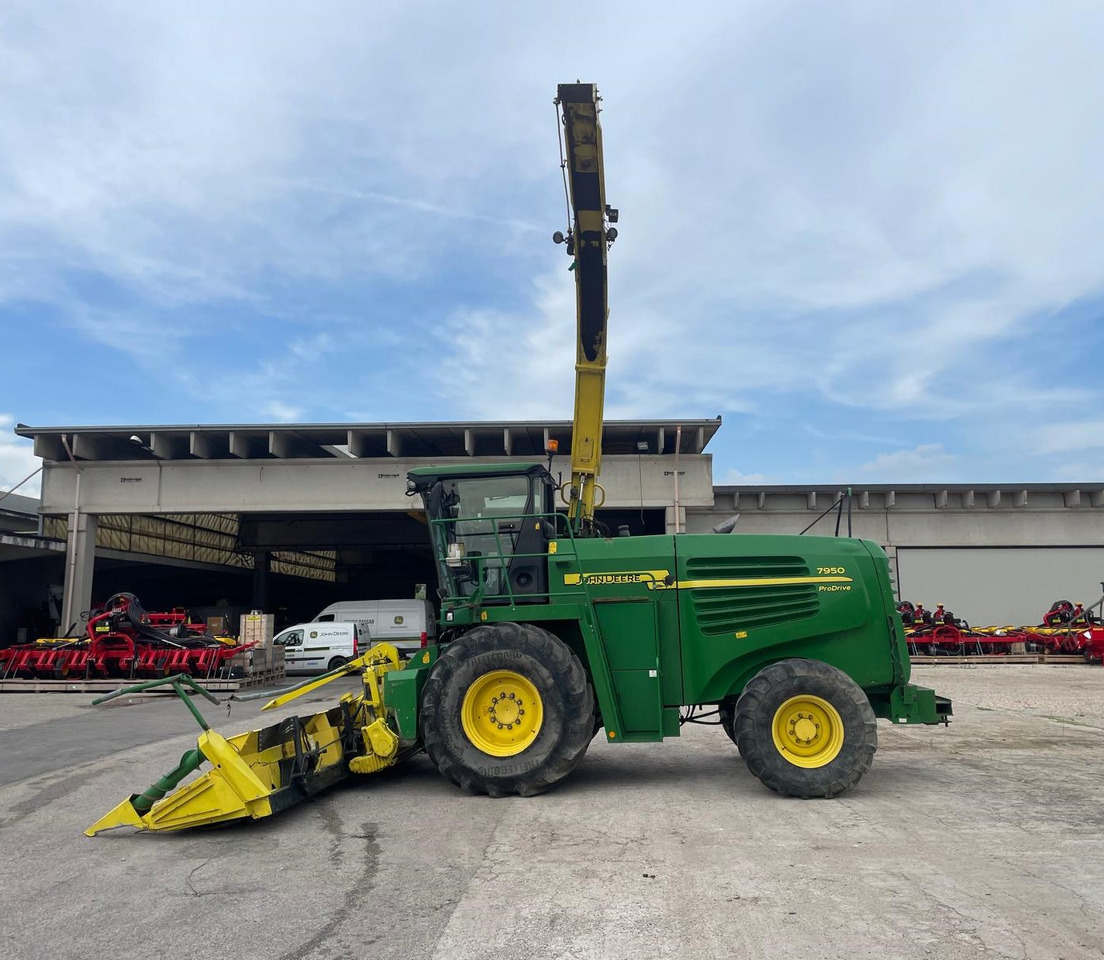 JOHN DEERE TRINCIA 7950 - Кормоуборочный комбайн: фото 5 JOHN DEERE TRINCIA 7950 - Кормоуборочный комбайн: фото 5