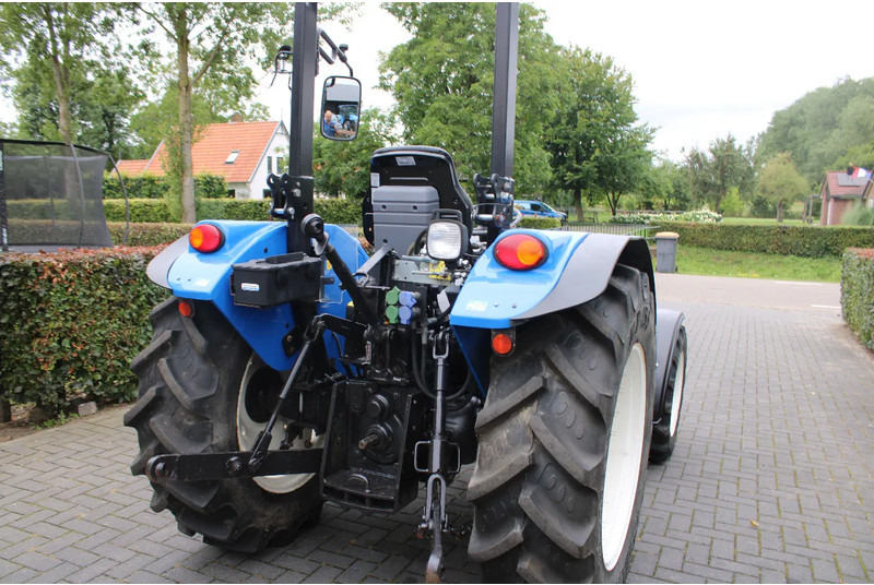 New Holland td 3.50 - Трактор: фото 4 New Holland td 3.50 - Трактор: фото 4