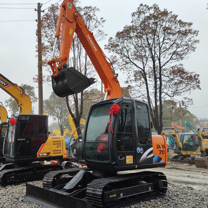 90% New HITACHI ZX70 Used Excavator Mining Construction Excavators, Strong Power, Low Price, and Very Good Quality - Мини-экскаватор: фото 1 90% New HITACHI ZX70 Used Excavator Mining Construction Excavators, Strong Power, Low Price, and Very Good Quality - Мини-экскаватор: фото 1