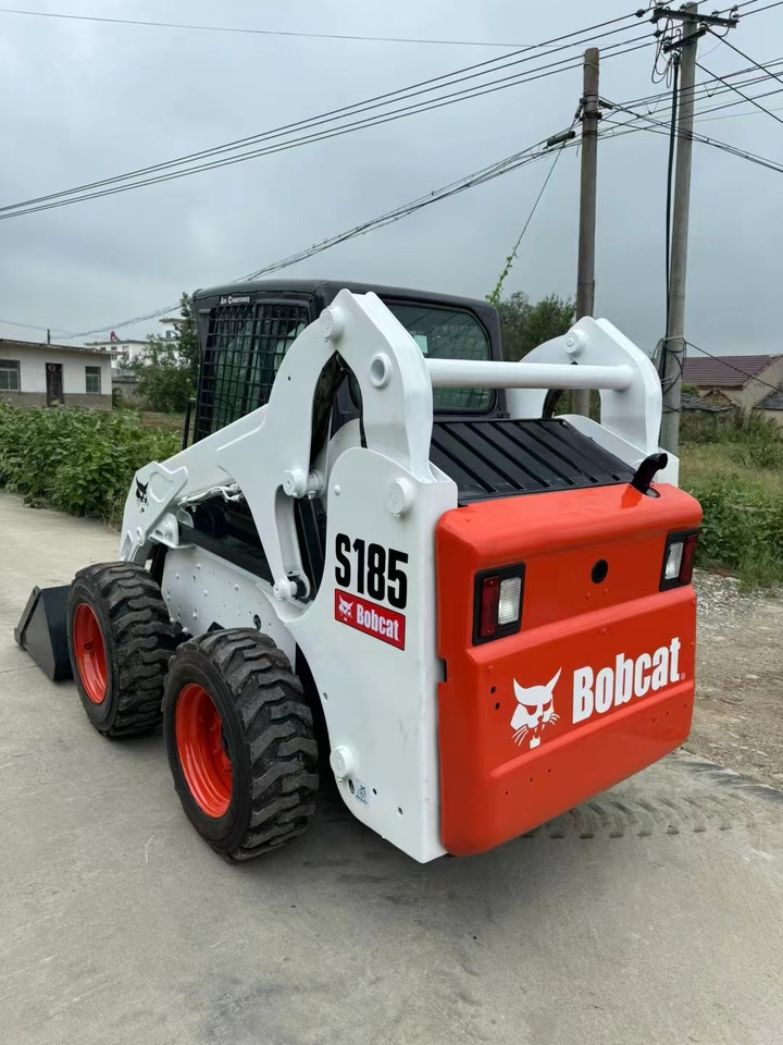 BOBCAT S185 - Мини-погрузчик с бортовым поворотом: фото 3 BOBCAT S185 - Мини-погрузчик с бортовым поворотом: фото 3