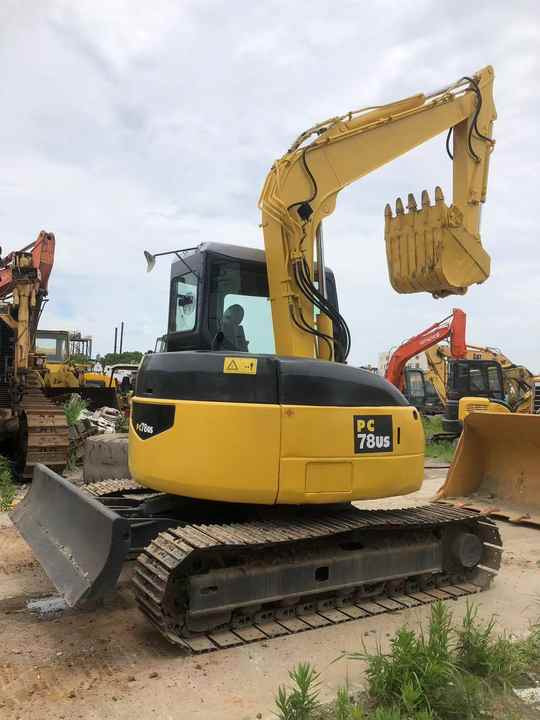 Cheap Used Komatsu PC78US Crawler Excavator with High Efficiency Used Heavy Machinery Komatsu P78US Digger Cheap for Sale - Гусеничный экскаватор: фото 2 Cheap Used Komatsu PC78US Crawler Excavator with High Efficiency Used Heavy Machinery Komatsu P78US Digger Cheap for Sale - Гусеничный экскаватор: фото 2