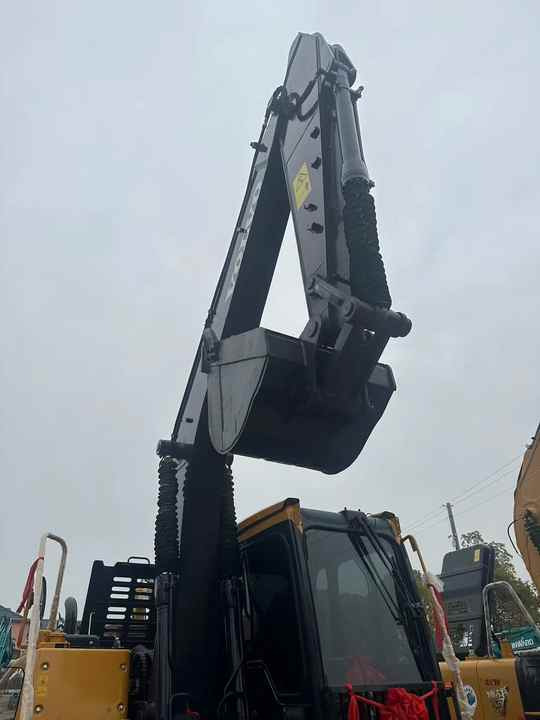 China Brand Used VOLVO EC140 Mini Excavator 6ton Crawler Earth Digger Machine for Sale - Мини-экскаватор: фото 5 China Brand Used VOLVO EC140 Mini Excavator 6ton Crawler Earth Digger Machine for Sale - Мини-экскаватор: фото 5