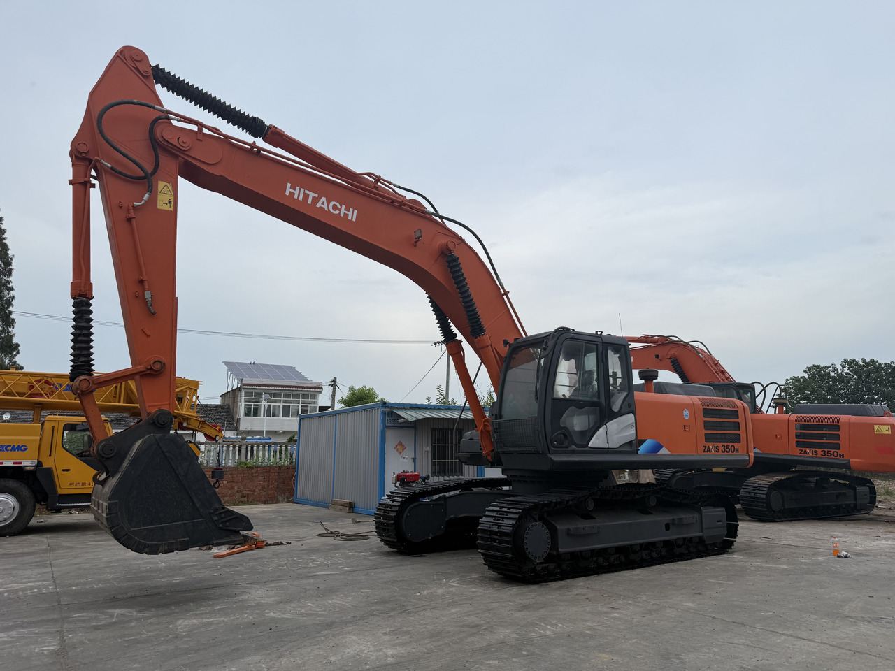 HITACHI 350-5g - Гусеничный экскаватор: фото 1 HITACHI 350-5g - Гусеничный экскаватор: фото 1