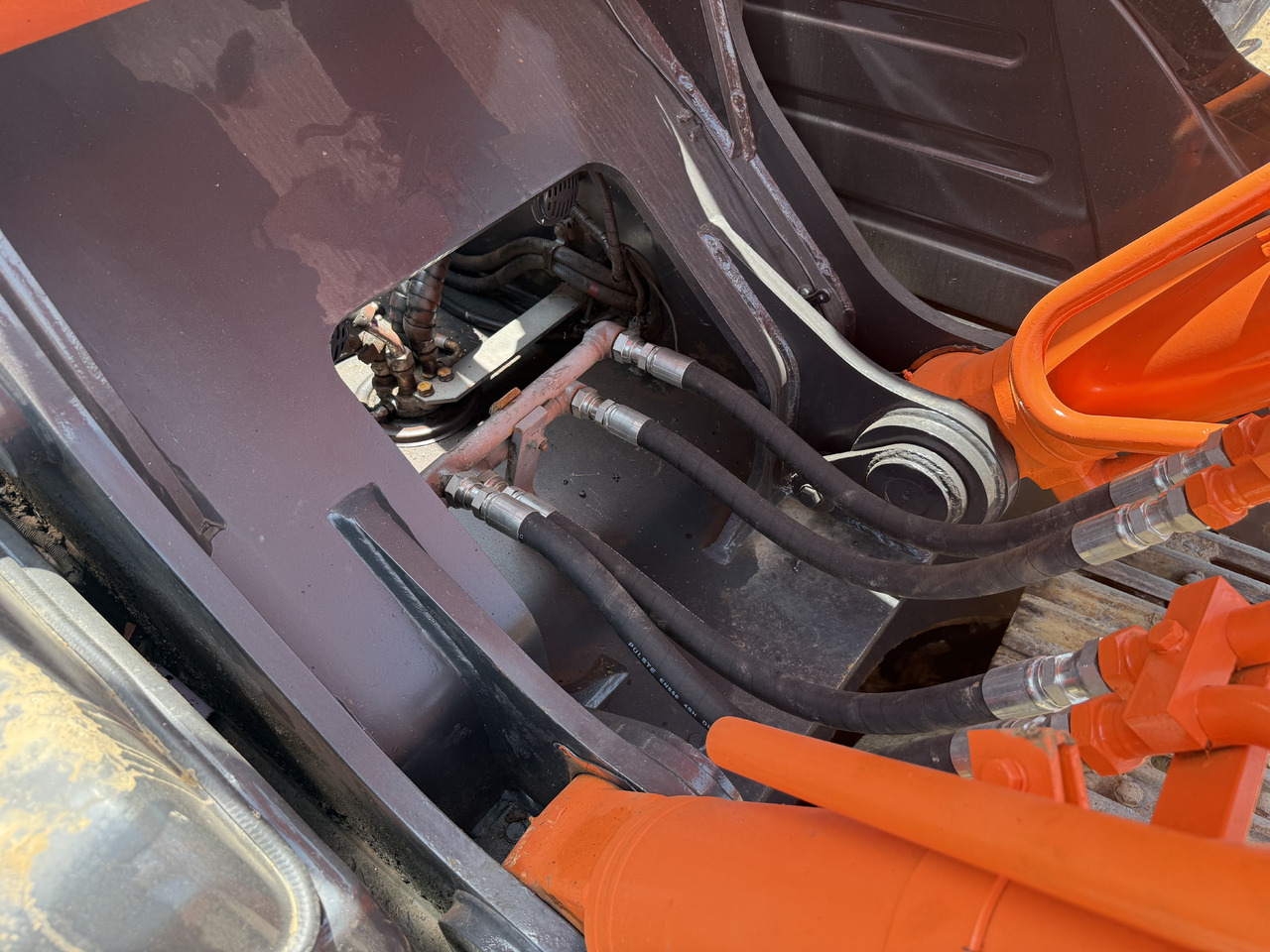 HITACHI used hitachi 350-5g excavator в лизинг HITACHI used hitachi 350-5g excavator: фото 22 HITACHI used hitachi 350-5g excavator в лизинг HITACHI used hitachi 350-5g excavator: фото 22