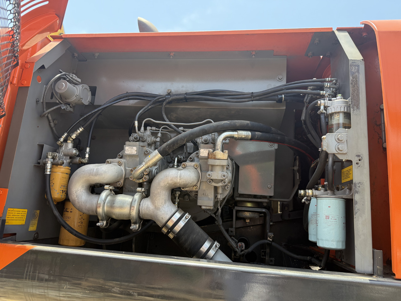 HITACHI used hitachi 350-5g excavator в лизинг HITACHI used hitachi 350-5g excavator: фото 17 HITACHI used hitachi 350-5g excavator в лизинг HITACHI used hitachi 350-5g excavator: фото 17