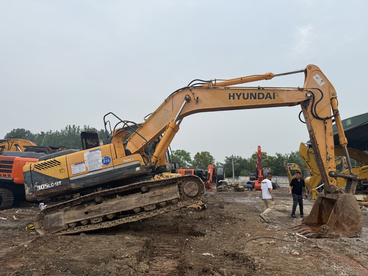 Hyundai used Hyundai 305-9t excavator - Гусеничный экскаватор: фото 3 Hyundai used Hyundai 305-9t excavator - Гусеничный экскаватор: фото 3