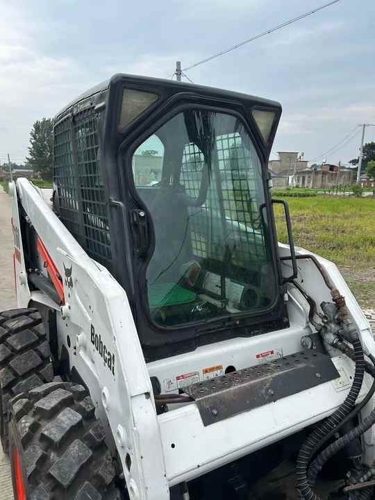 Used Bob Cat Bob Cat S160 Used Mini Skid Steer Wheel Loader Multifunctional Track Loaders Bobcat S160 2.7 Ton - Мини-погрузчик с бортовым поворотом: фото 2 Used Bob Cat Bob Cat S160 Used Mini Skid Steer Wheel Loader Multifunctional Track Loaders Bobcat S160 2.7 Ton - Мини-погрузчик с бортовым поворотом: фото 2