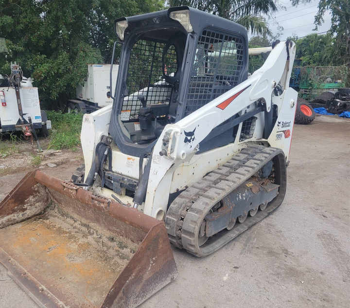 Used Bob Cat Bob Cat T590 Used Skid Steer Wheel Loader Multifunctional Track Loaders Bobcat - Мини-погрузчик с бортовым поворотом: фото 3 Used Bob Cat Bob Cat T590 Used Skid Steer Wheel Loader Multifunctional Track Loaders Bobcat - Мини-погрузчик с бортовым поворотом: фото 3