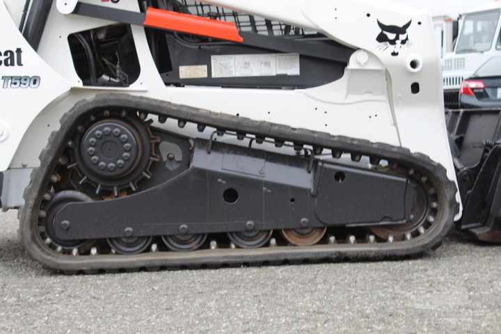 Used Bob Cat Bob Cat T590 Used Skid Steer Wheel Loader Multifunctional Track Loaders Bobcat - Мини-погрузчик с бортовым поворотом: фото 4 Used Bob Cat Bob Cat T590 Used Skid Steer Wheel Loader Multifunctional Track Loaders Bobcat - Мини-погрузчик с бортовым поворотом: фото 4