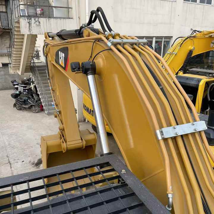 Used Caterpillar Excavator 329D for Sale USED CAT329D2 Excavator in Good Condition and Low Price Hot Selling - Гусеничный экскаватор: фото 2 Used Caterpillar Excavator 329D for Sale USED CAT329D2 Excavator in Good Condition and Low Price Hot Selling - Гусеничный экскаватор: фото 2