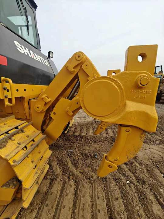 Used China Made SD22 Construction Machinery Shantui SD22 Crawler Bulldozer SD22 Earthmoving Machine Used Bulldozer - Бульдозер: фото 4 Used China Made SD22 Construction Machinery Shantui SD22 Crawler Bulldozer SD22 Earthmoving Machine Used Bulldozer - Бульдозер: фото 4