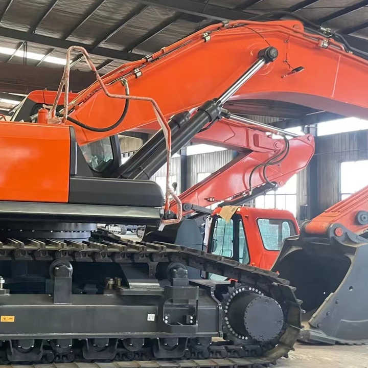 Used Excavator Doosan DX600 Excavators Mini Equipment Earth Moving Machinery Doosan Digger Excavator for Sale - Экскаватор: фото 3 Used Excavator Doosan DX600 Excavators Mini Equipment Earth Moving Machinery Doosan Digger Excavator for Sale - Экскаватор: фото 3