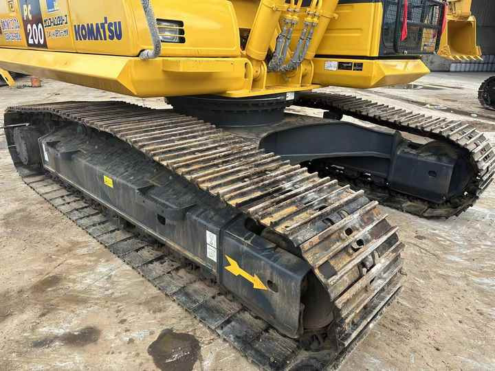 Used Good Quality Japan Original PC200-8 in Good Condition PC200-8 Komatsu - Гусеничный экскаватор: фото 5 Used Good Quality Japan Original PC200-8 in Good Condition PC200-8 Komatsu - Гусеничный экскаватор: фото 5