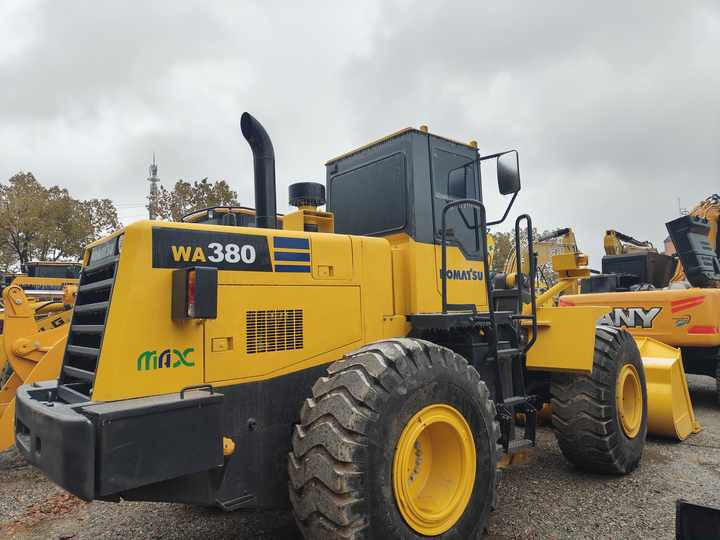 Used komatsu WA380-3 Wheel Loader Hot Sale Original Japan Brand Koamtsu Wheel Loader for Sale - Колёсный погрузчик: фото 3 Used komatsu WA380-3 Wheel Loader Hot Sale Original Japan Brand Koamtsu Wheel Loader for Sale - Колёсный погрузчик: фото 3