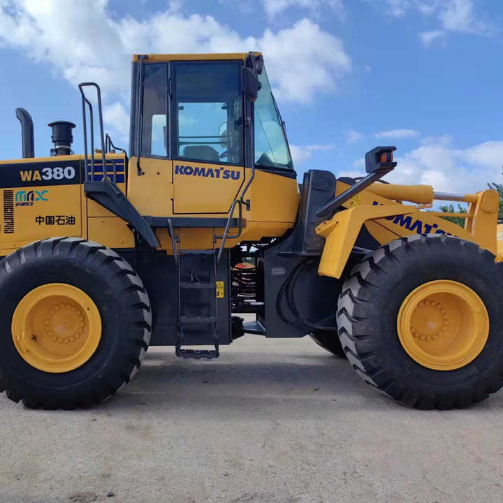 Used komatsu Wa380-6 Wheel Loader for Sale Japan Brand komatsu Wa380 -3 0380-65 470-3 Loader - Колёсный погрузчик: фото 1 Used komatsu Wa380-6 Wheel Loader for Sale Japan Brand komatsu Wa380 -3 0380-65 470-3 Loader - Колёсный погрузчик: фото 1