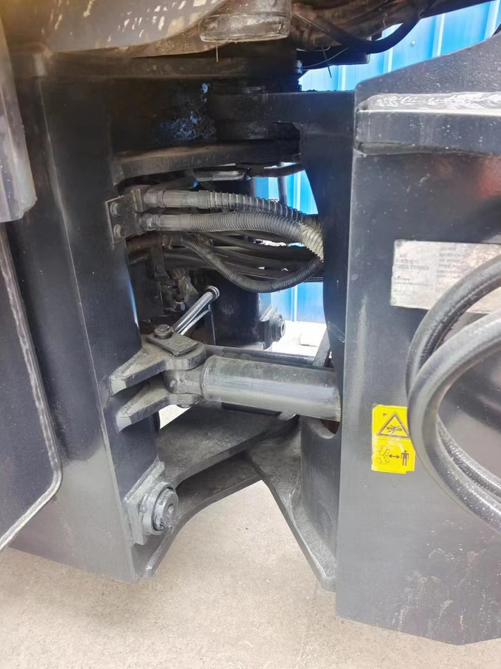 Колёсный погрузчик komatsu wa320-5 [ Copy ] [ Copy ]: фото 6