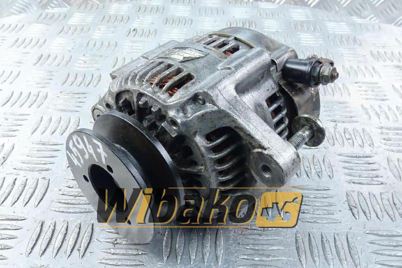 Alternator Denso 600-861-1611 - Генератор для Строительной техники: фото 1 Alternator Denso 600-861-1611 - Генератор для Строительной техники: фото 1
