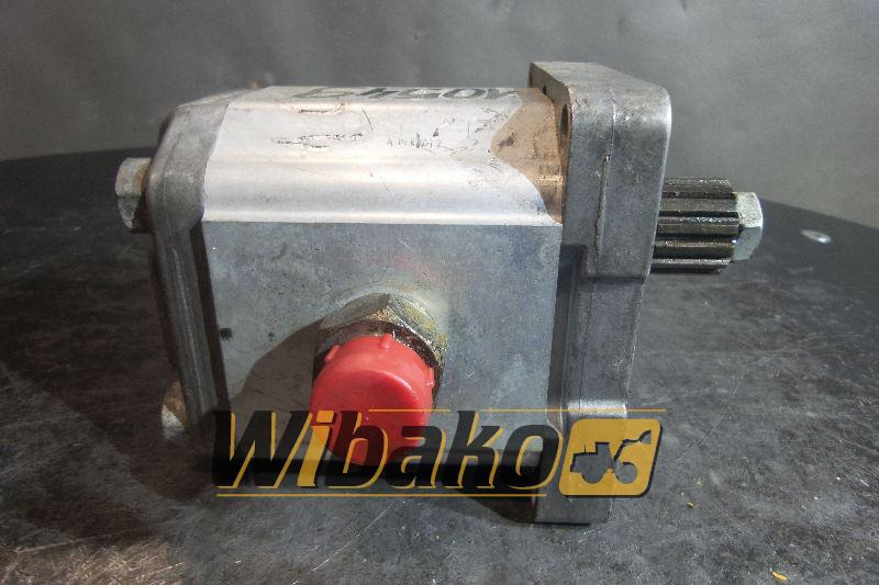 Gear pump Lamborghini MLPS/C/220/C 27/09/99 - Гидравлический насос для Строительной техники: фото 2 Gear pump Lamborghini MLPS/C/220/C 27/09/99 - Гидравлический насос для Строительной техники: фото 2