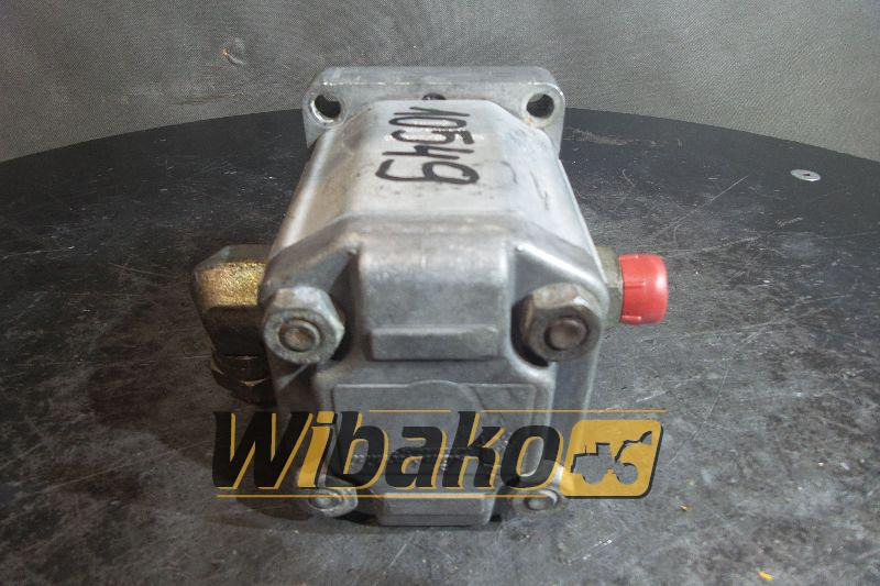 Gear pump Lamborghini MLPS/C/220/C 27/09/99 - Гидравлический насос для Строительной техники: фото 1 Gear pump Lamborghini MLPS/C/220/C 27/09/99 - Гидравлический насос для Строительной техники: фото 1