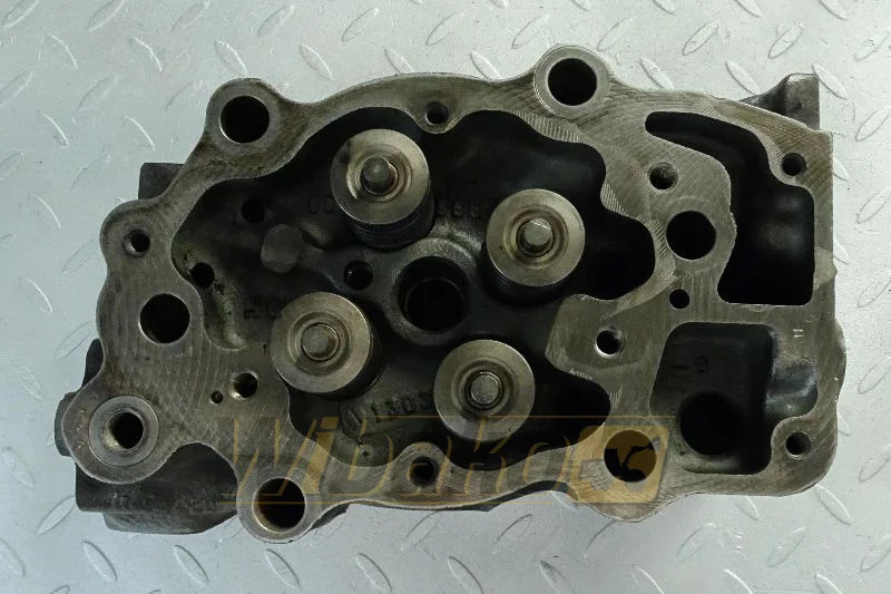 Liebherr 10120384 - Головка блока для Строительной техники: фото 1 Liebherr 10120384 - Головка блока для Строительной техники: фото 1